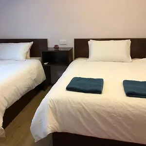 New Hoover 招待所